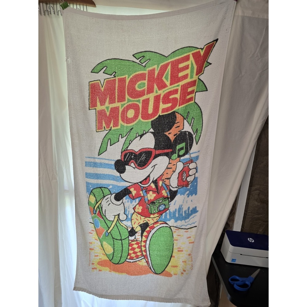 Franco Walt Disney Productions Mickey Mouse Beach Towel VTG Radio SunG. Bag Cam.